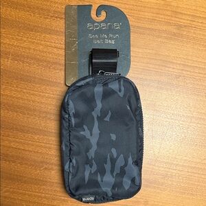Apana See me Run Black and Gray Belt Bag NWT